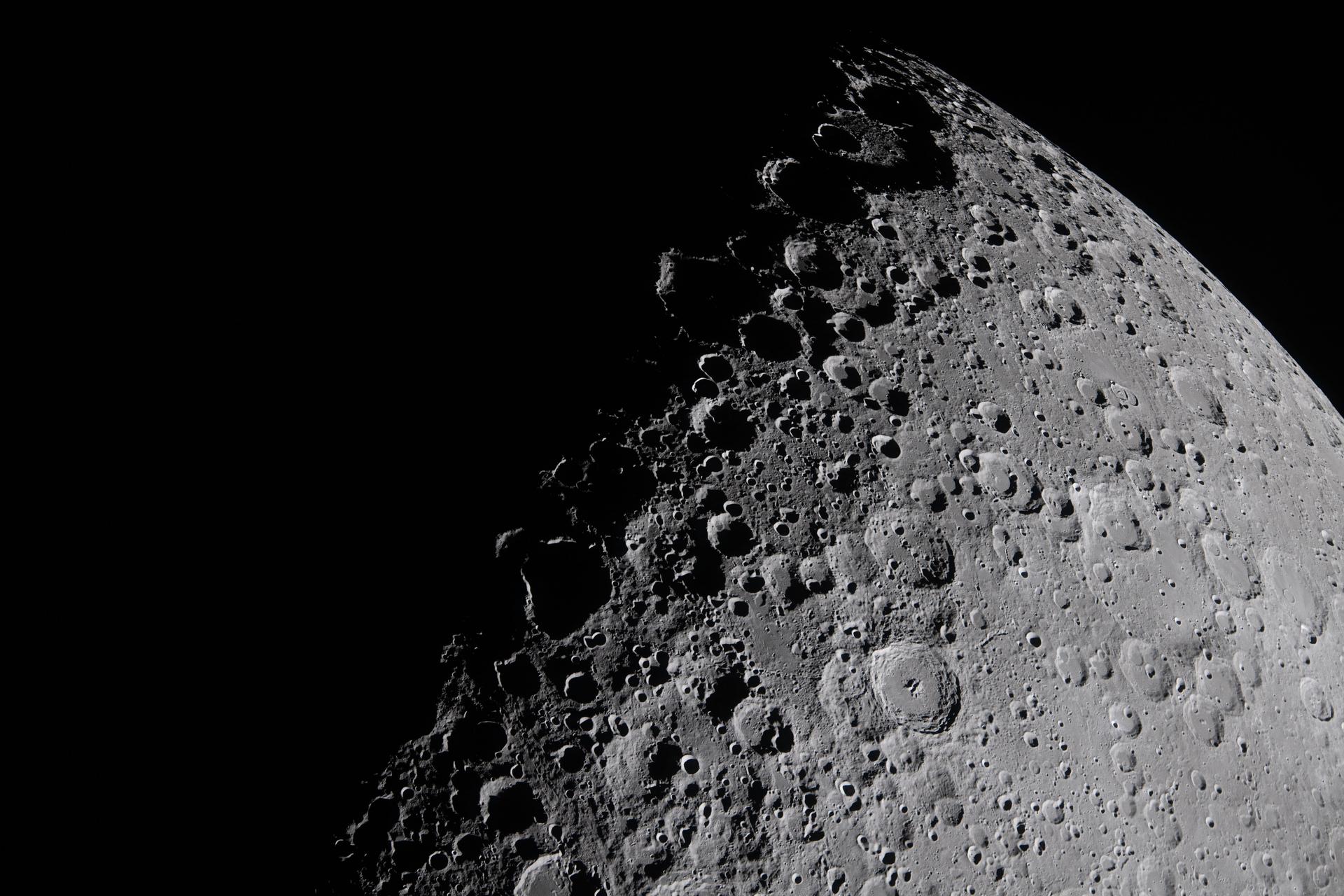 SOUTH POLE — candidate terrain for the first landing